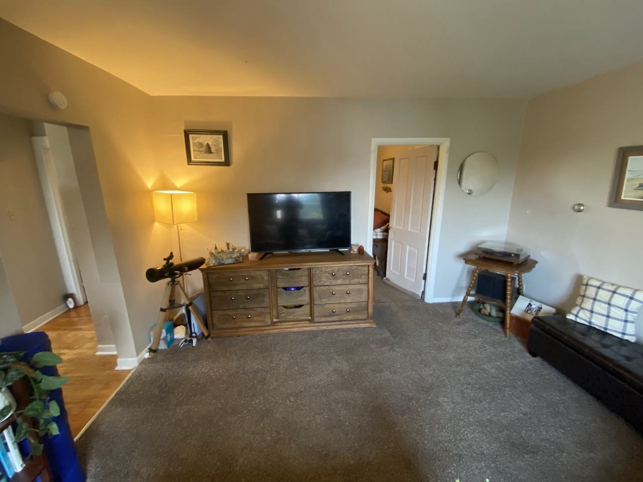 235 W Crescent St #B - Photo 3 of 16