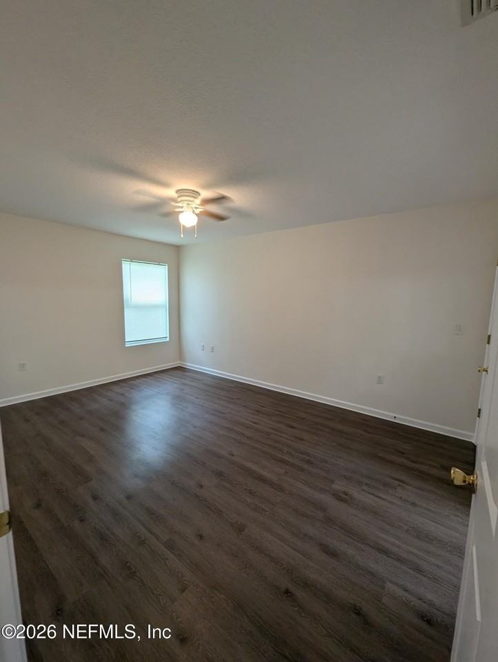 8173 Woods Ave - Photo 3 of 12
