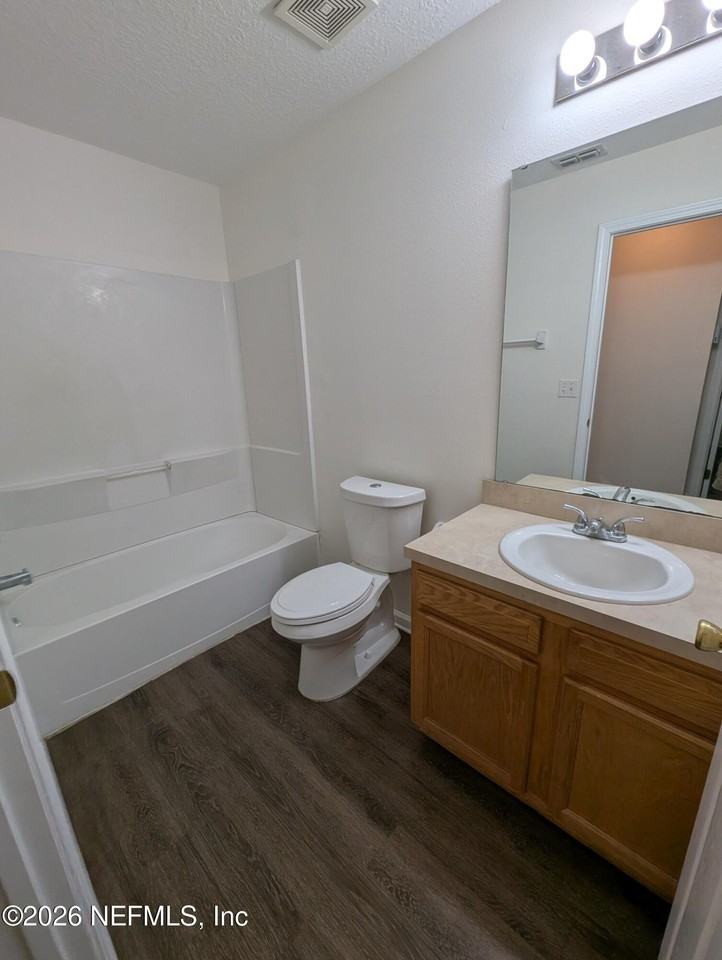 8173 Woods Ave - Photo 7 of 12