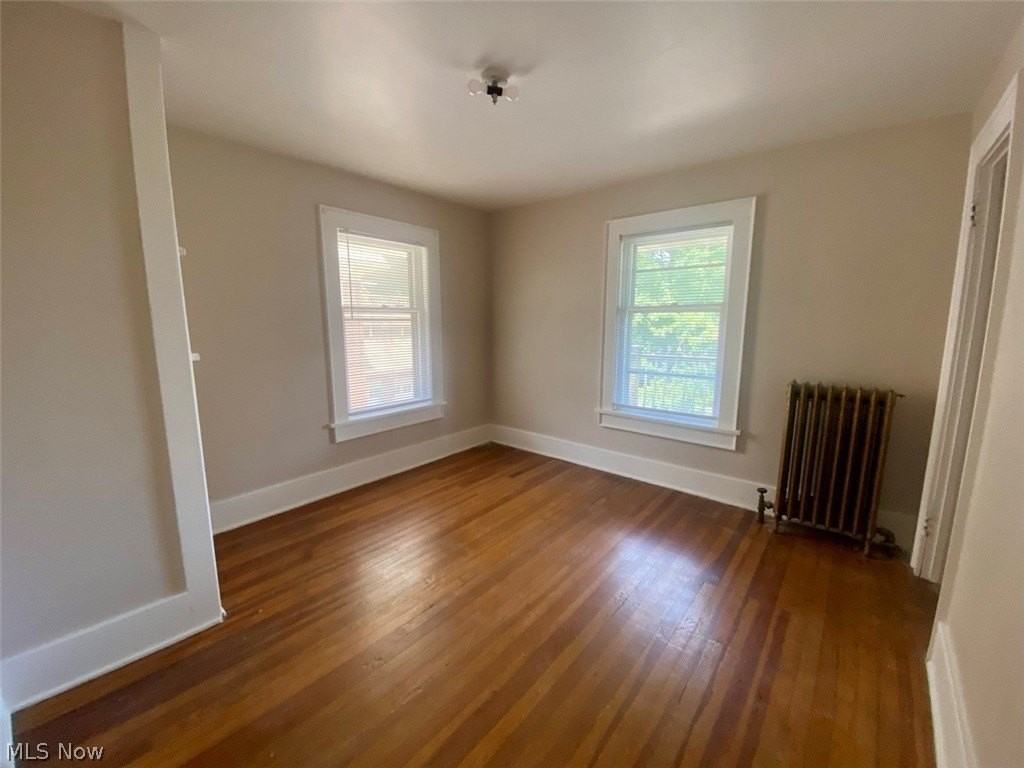 179 Oakdale Ave - Photo 4 of 28