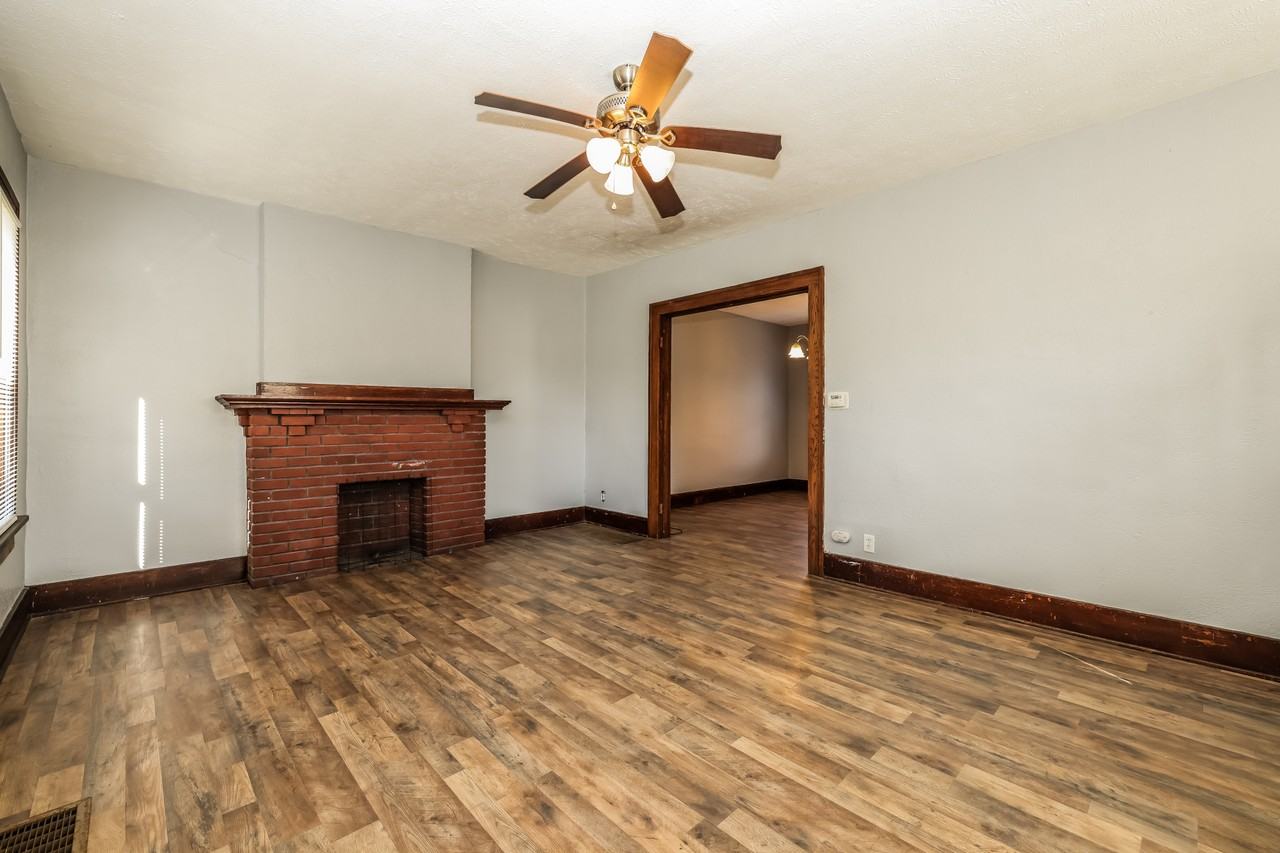 113 W Parkwood Dr #113 - Photo 7 of 17