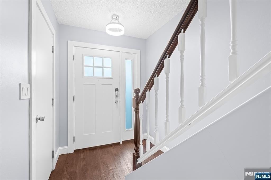 52 Reilly Ct - Photo 3 of 28