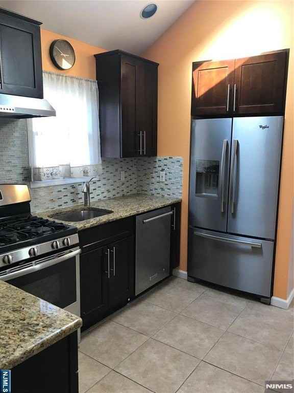 410 Lafayette Ave #2 - Photo 3 of 8