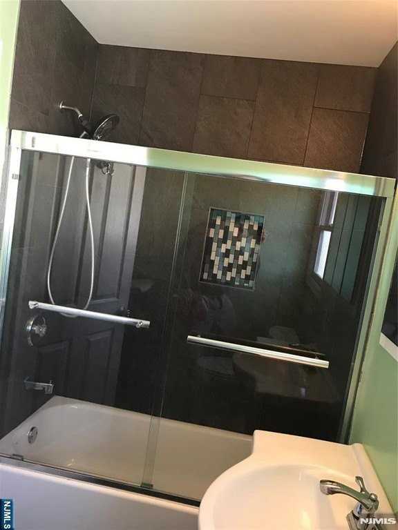 410 Lafayette Ave #2 - Photo 6 of 8