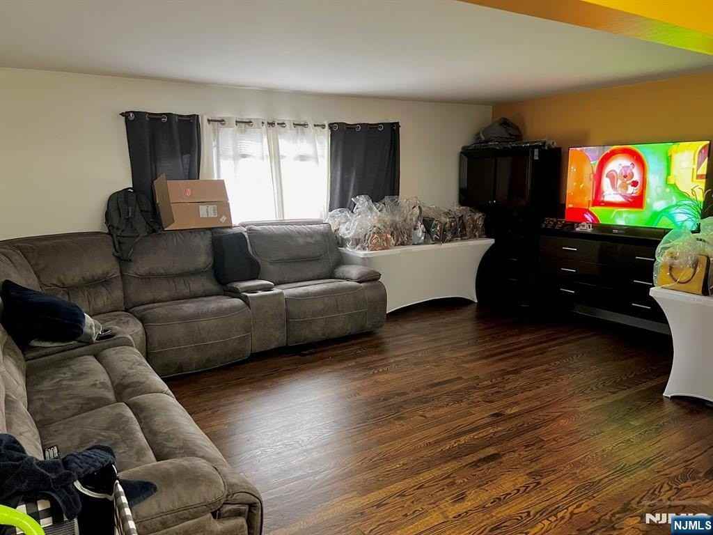 133 Washington St #1 - Photo 2 of 15