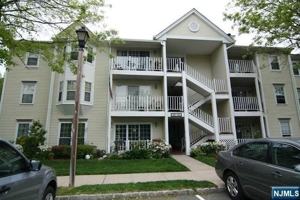 featured image of 170 Linden St #170