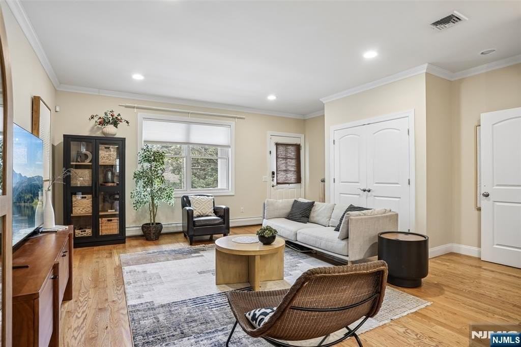 174 Fort Lee Rd #B - Photo 3 of 23