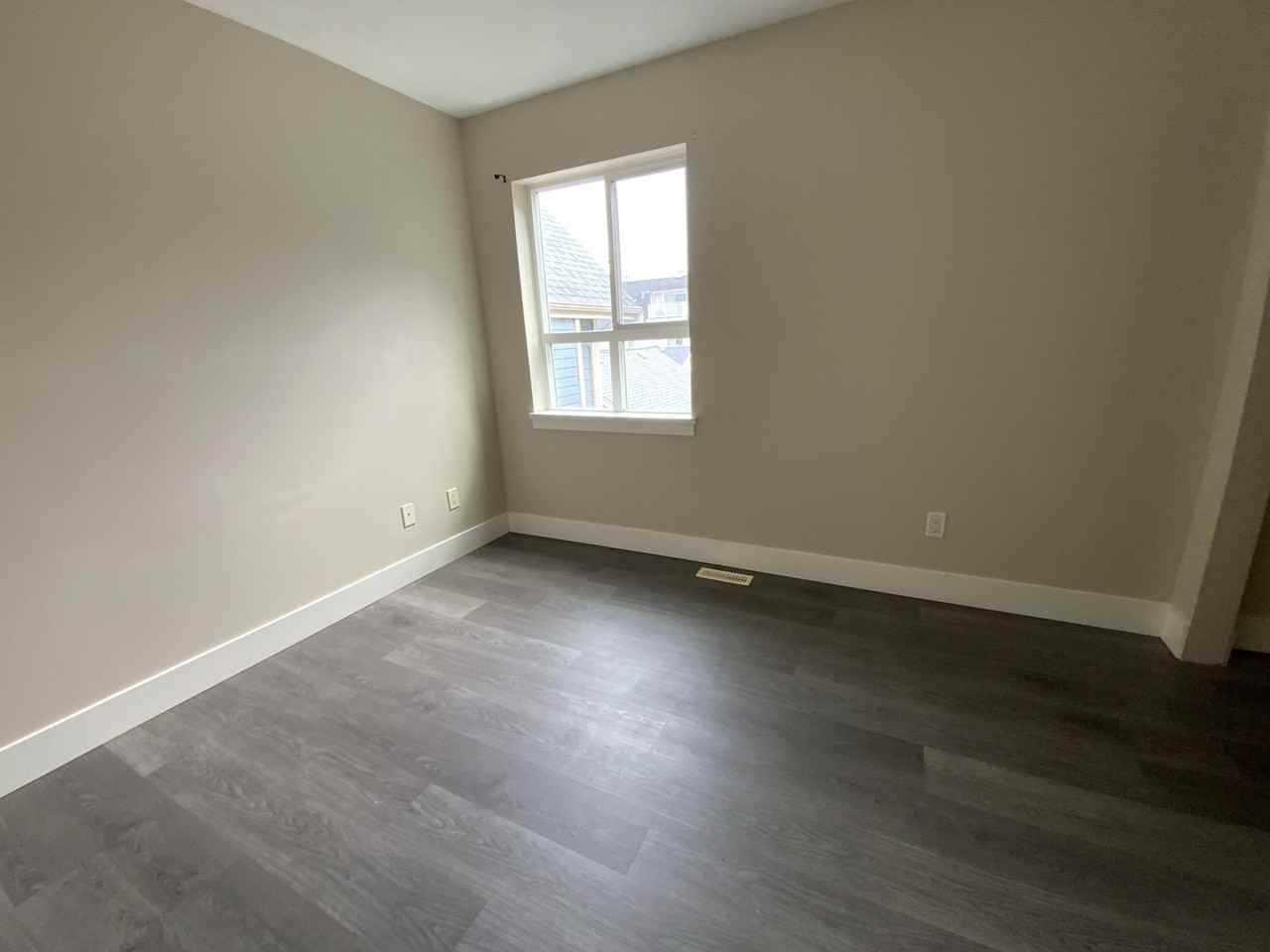 239 Jensen Street - Photo 7 of 12