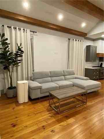 510 2nd St - Photo 4 of 29