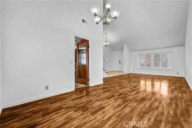 19 Lafayette - Photo 3 of 8
