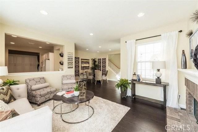 103 Vermillion - Photo 2 of 8