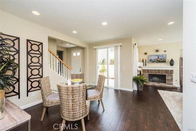 103 Vermillion - Photo 3 of 8