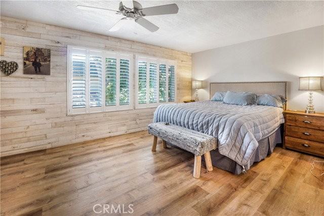 18195 Canyon Ct - Photo 3 of 8