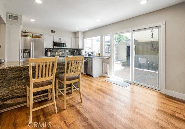 18195 Canyon Ct - Photo 6 of 8