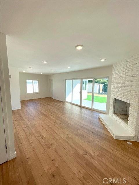 8015 Mcnulty Ave - Photo 3 of 8