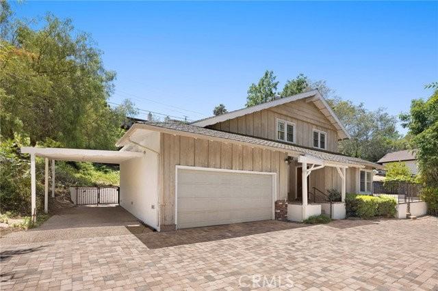22204 Avenue San Luis - Photo 5 of 8
