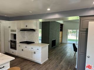 23540 Kivik St - Photo 2 of 8