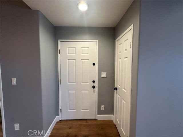 13508 Moorpark St #2 - Photo 4 of 8