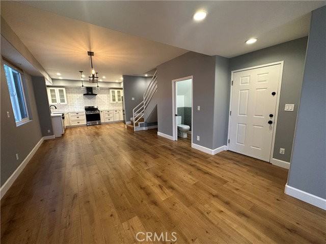 13508 Moorpark St #2 - Photo 5 of 8
