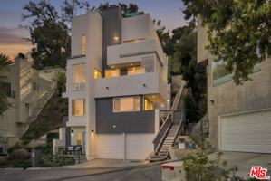 featured image of 4110 Vanetta Pl