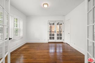 521 Westbourne Dr - Photo 1 of 1