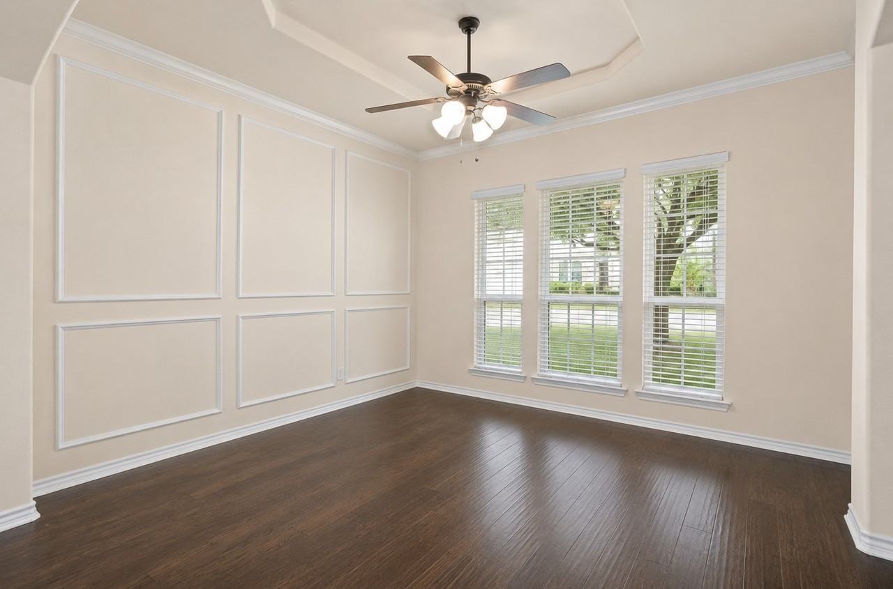 11637 Gatesville Dr - Photo 3 of 26