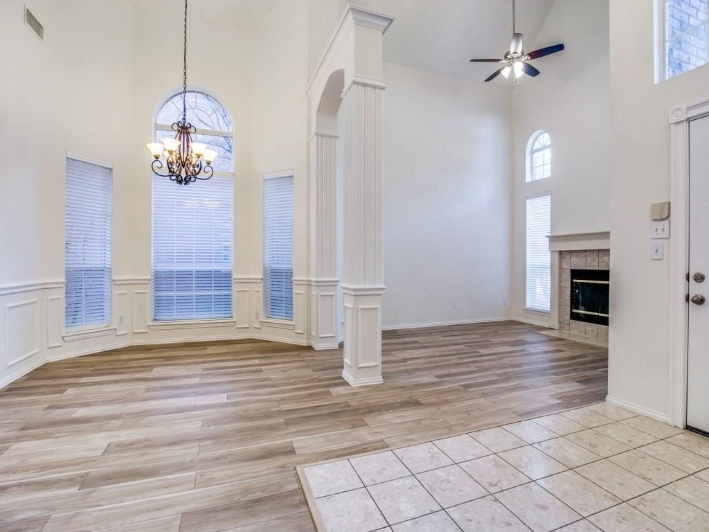 696 Allen Rd - Photo 7 of 36