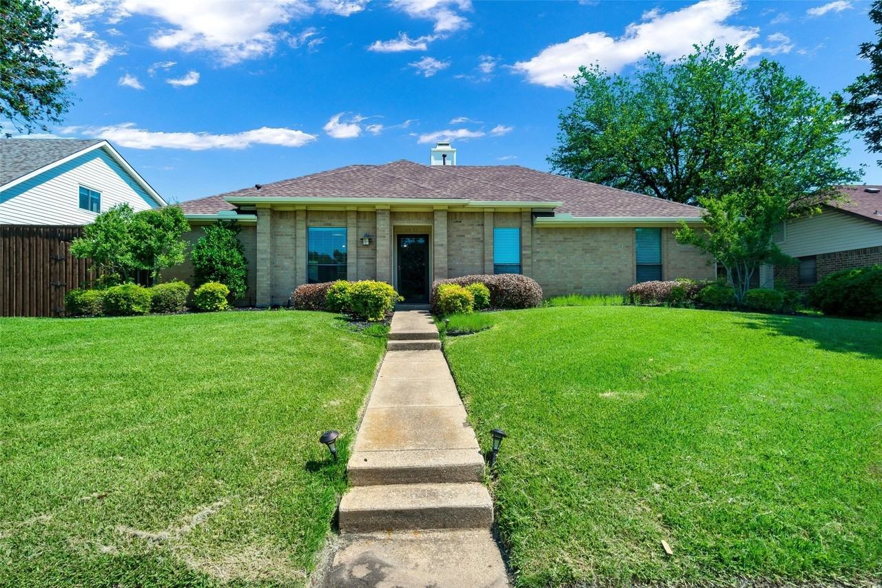 4433 Eldorado Dr - Photo 2 of 23