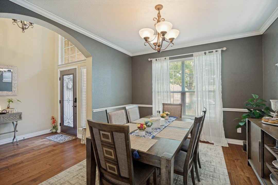 10017 Links Fairway Dr - Photo 2 of 25