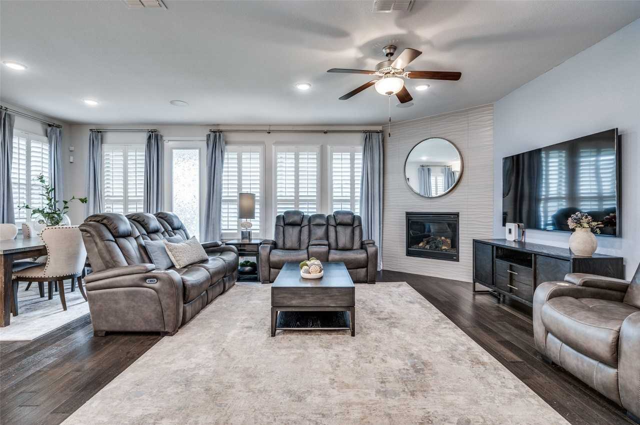 3005 Barefoot Ln - Photo 7 of 40