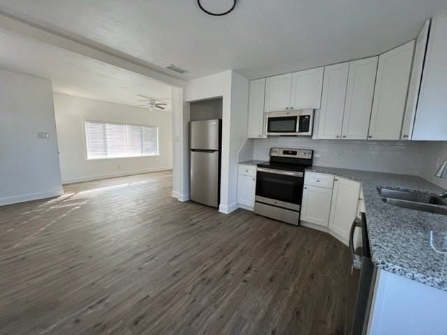 734 S Crockett Dr - Photo 7 of 15