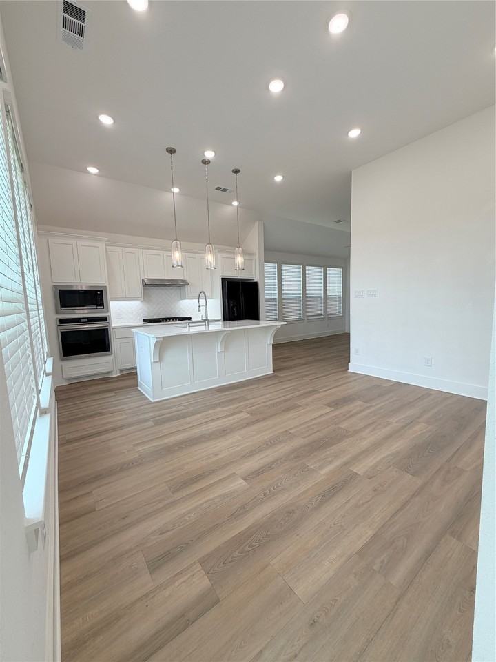 1404 Pintail Pl - Photo 4 of 28