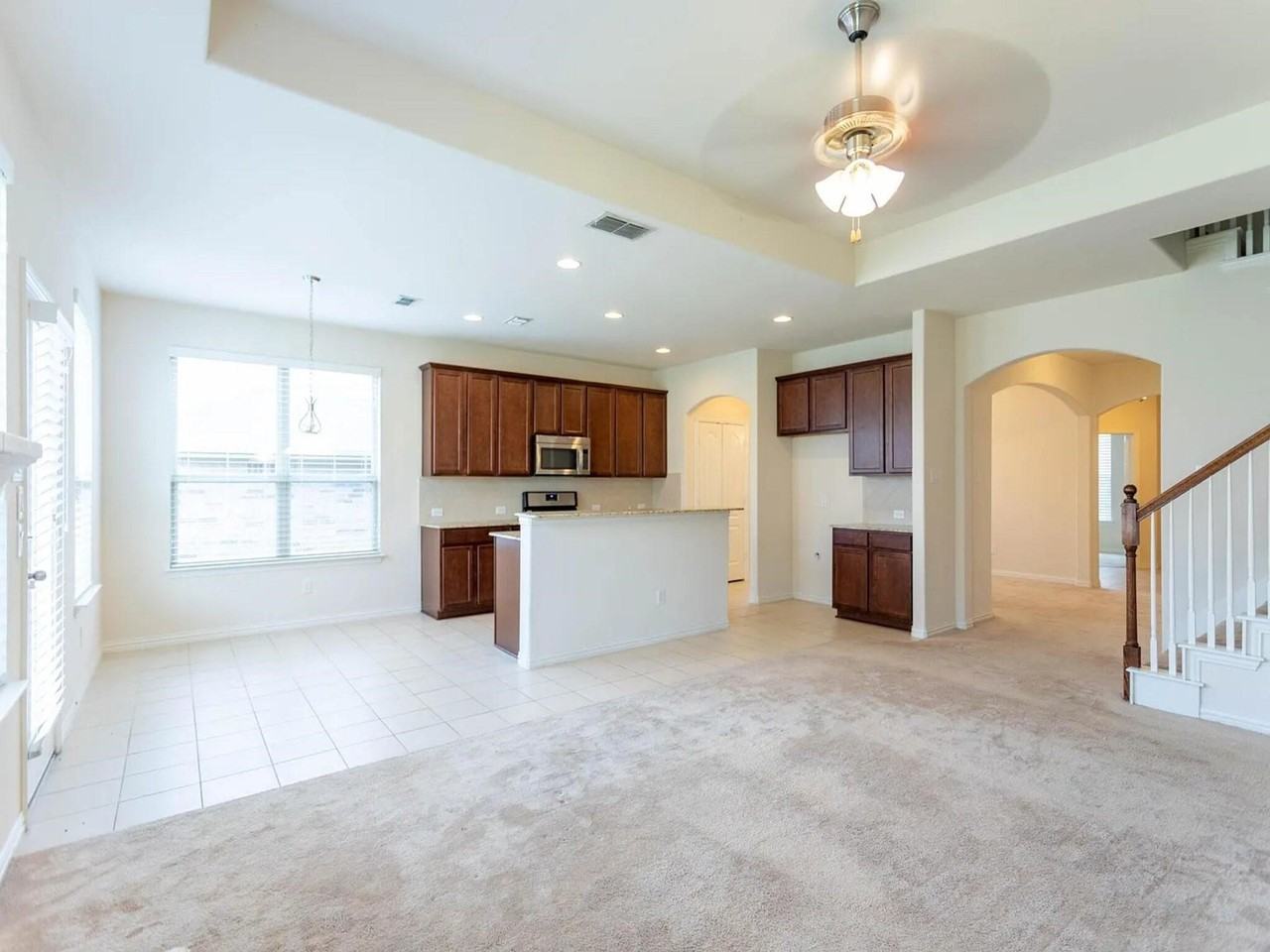 2601 Sun Creek Dr - Photo 6 of 20