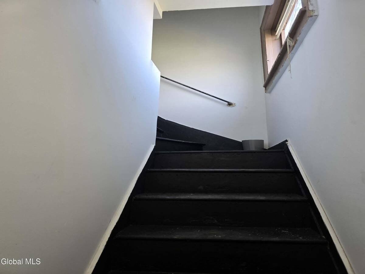 100 Division St #3 - Photo 4 of 18