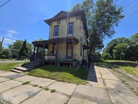 100 Division St #4 - Photo 1 of 1