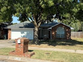 701 Goshawk Dr - Photo 1 of 1