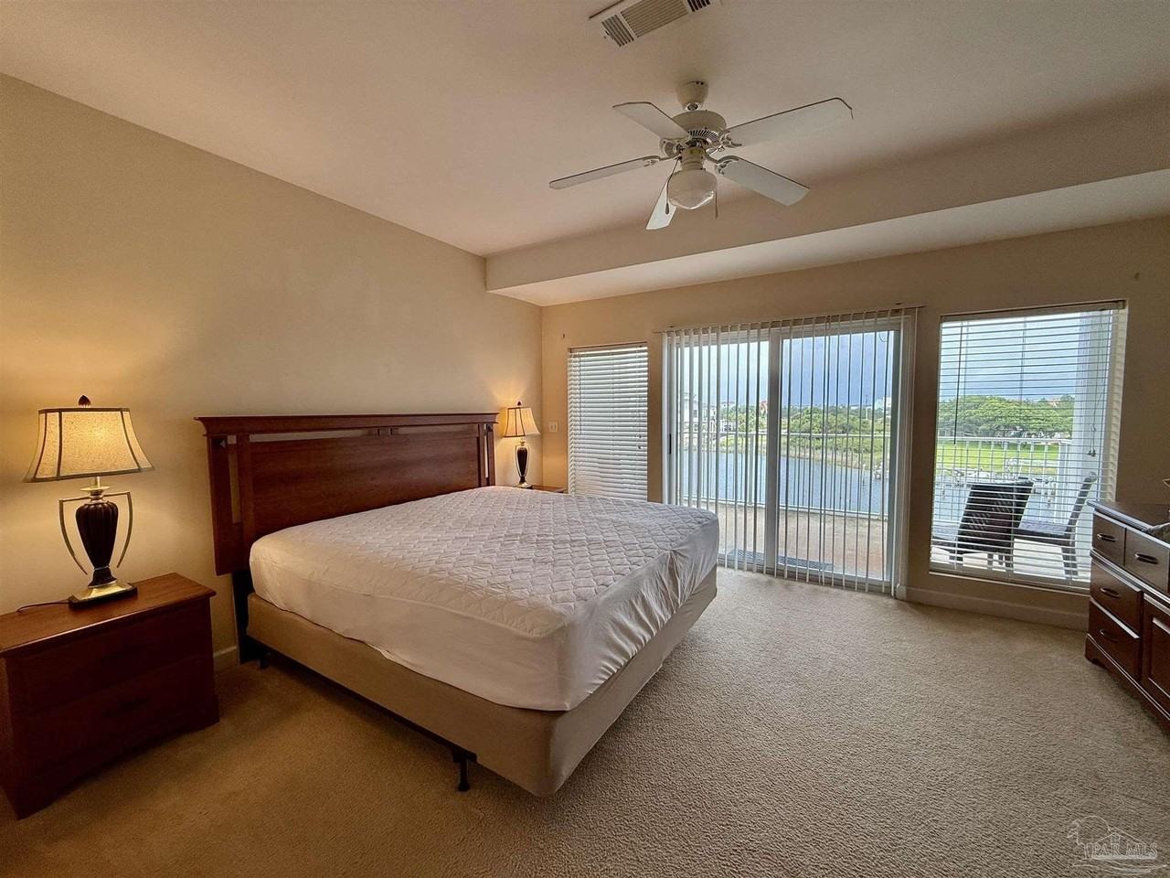 510 Fort Pickens Rd - Photo 4 of 29