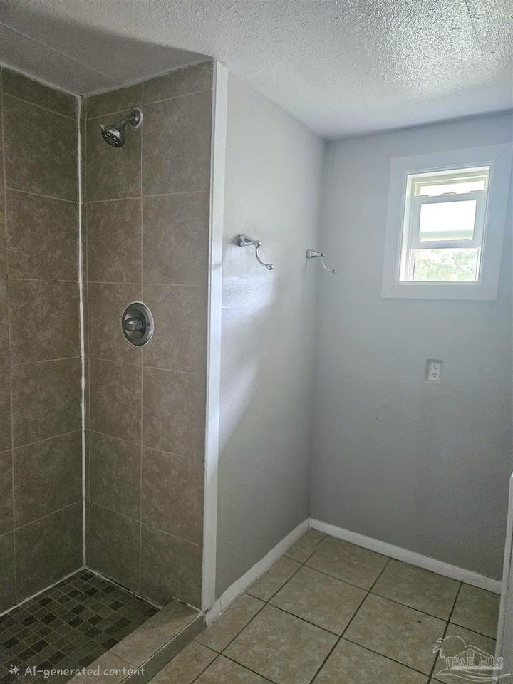 4106 W Jackson St - Photo 4 of 8