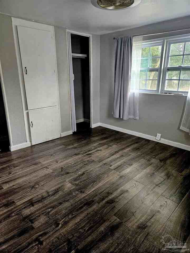 4106 W Jackson St - Photo 5 of 8