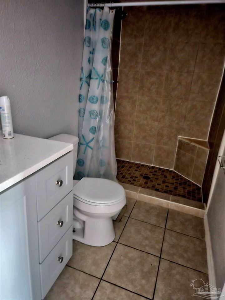 4106 W Jackson St - Photo 6 of 8