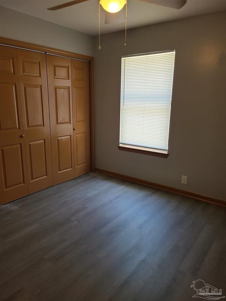 465 S L St #A - Photo 6 of 11