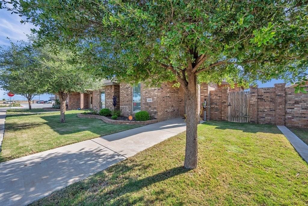 4416 Guadalupe St - Photo 3 of 35