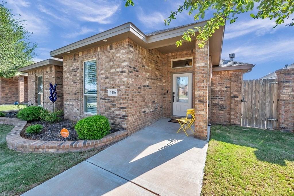 4416 Guadalupe St - Photo 5 of 35
