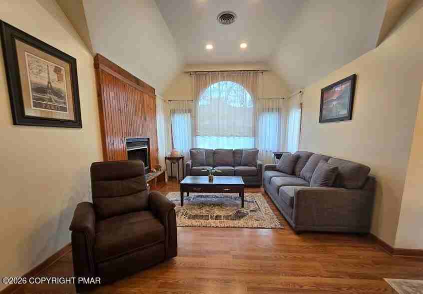 352 Hollow Rd #11 - Photo 7 of 12