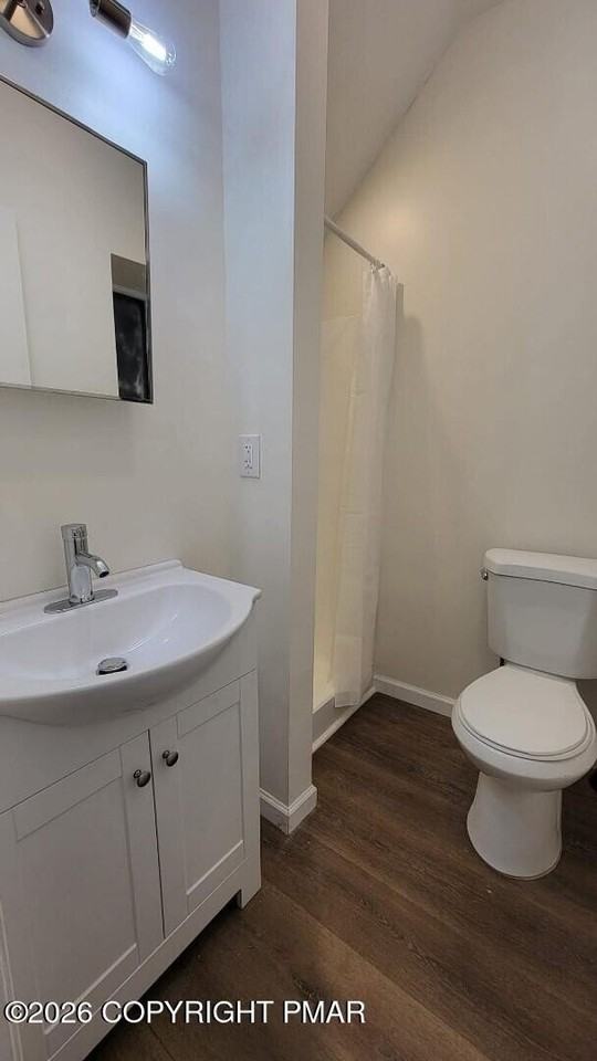 719 Main St - Photo 7 of 12