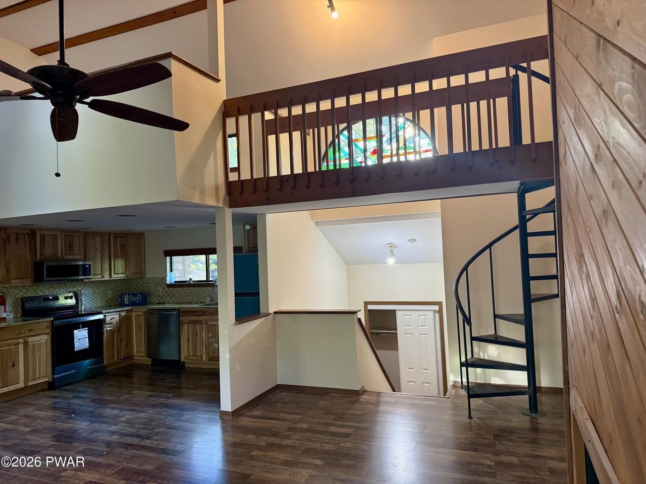 159 Stream Ct - Photo 2 of 18