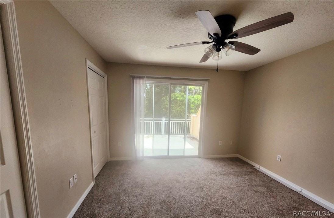 835 N Rembrandt Way - Photo 6 of 23