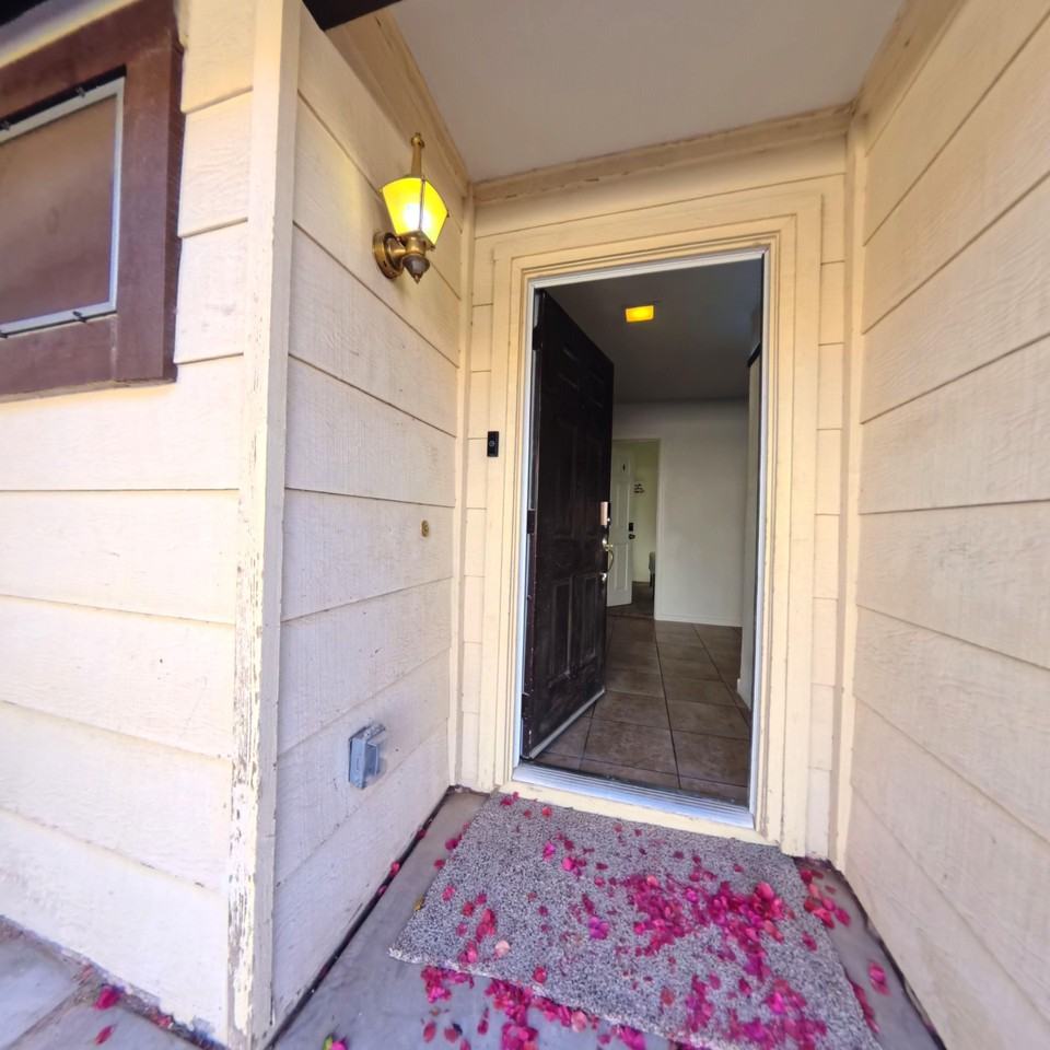 N 29th Ave - Photo 4 of 27
