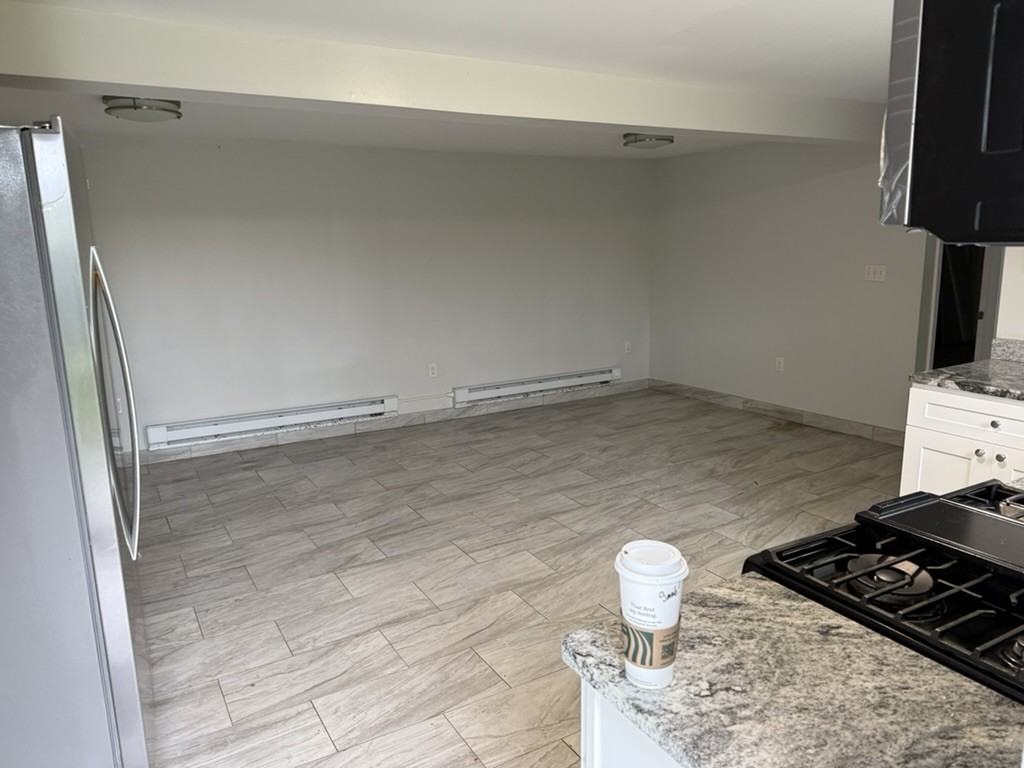 237 E Main St #D - Photo 5 of 6