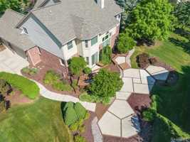 featured image of 24084 Westmont Dr